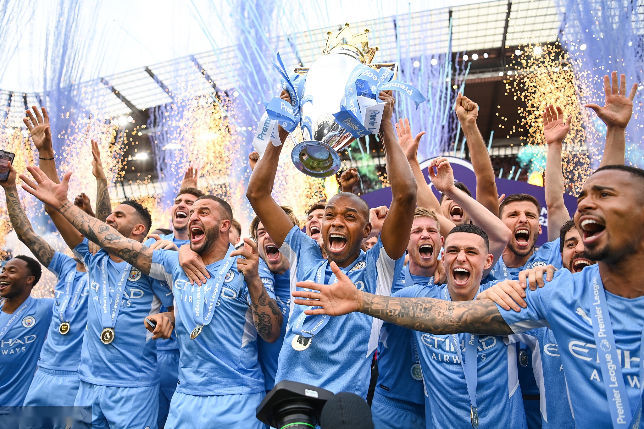 武磊的误伤 武磊的误伤