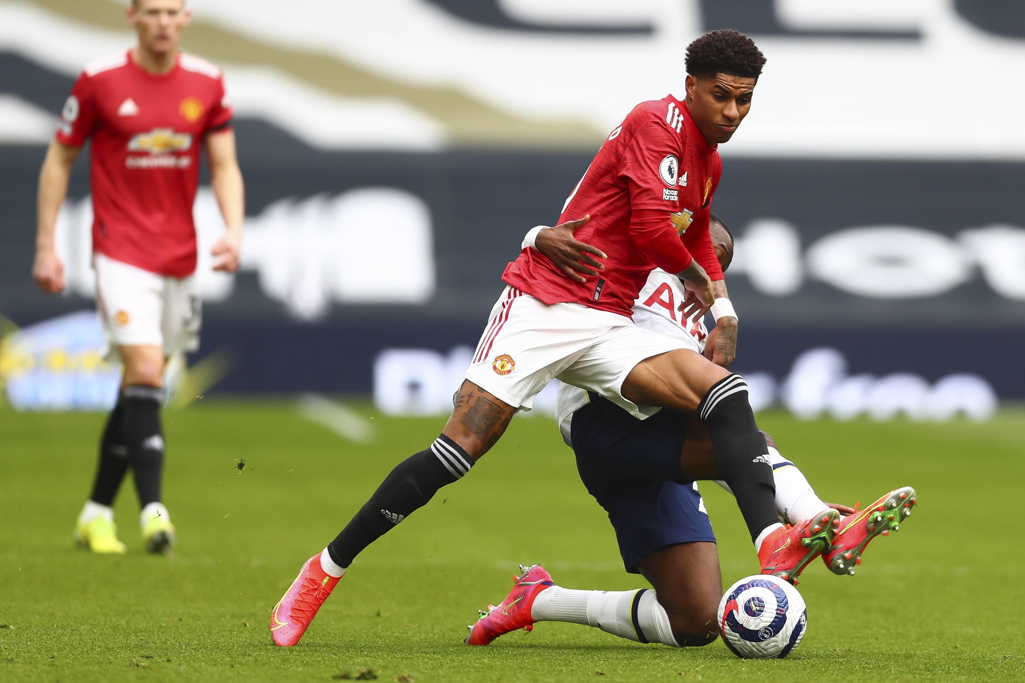 她依然有可 她依然有可